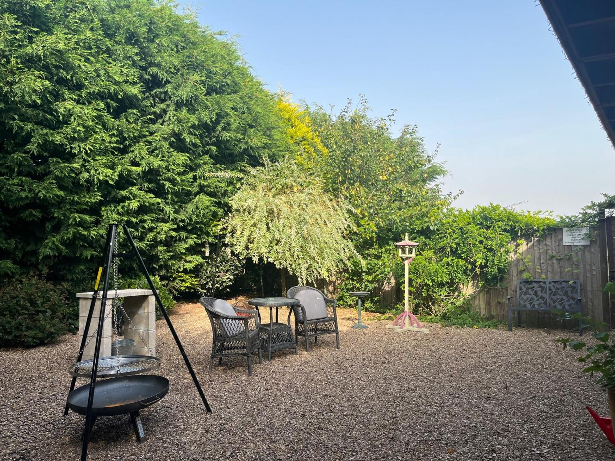 Fairview Farm Holiday Accommodation 14 Luxury Lodges, Cabins, Dog Friendly, Suitable For Couples, Families And Groups, Wedding Guests , Corporate Events, Sleeps 2-65 Guests In Ravenshead, Nottingham Near Sherwood Forest, Set In 88 Acres Εξωτερικό φωτογραφία